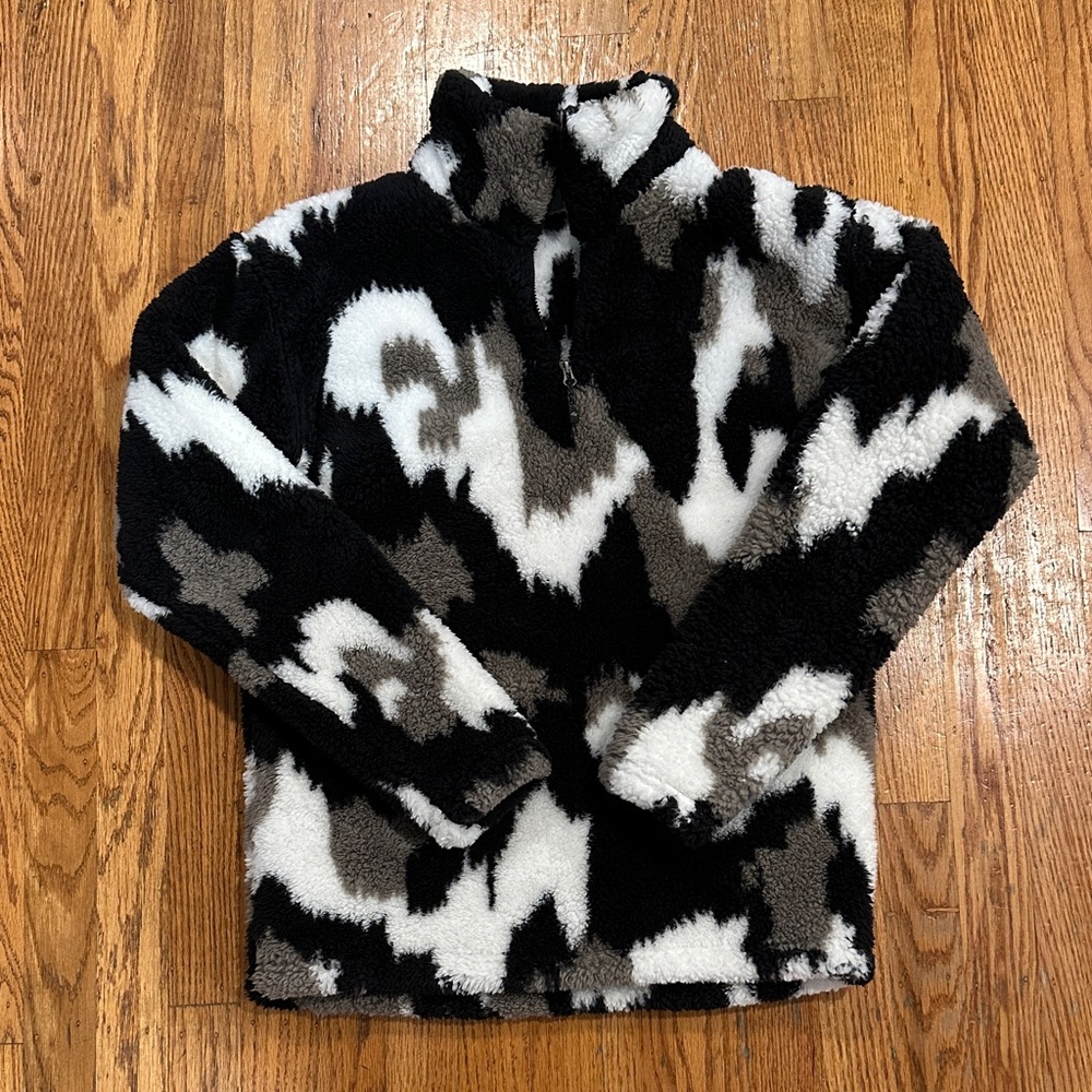 Eddie Bauer Black and White Fleece Pullover